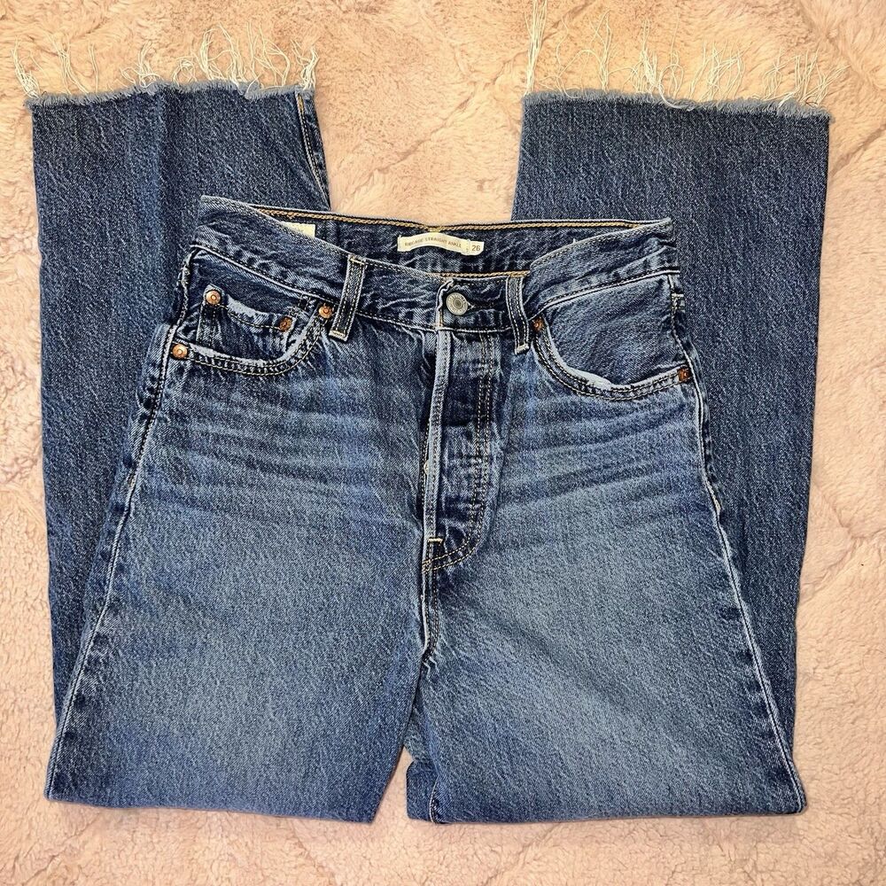 Levi's Ribcage Straight Ankle Jeans medium wash raw, frayed hem women’s sz 26